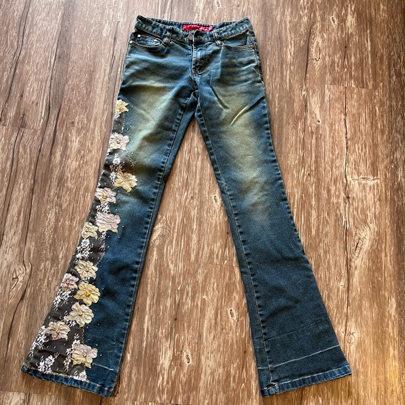 Embroidered jeans - Picture 1 of 5